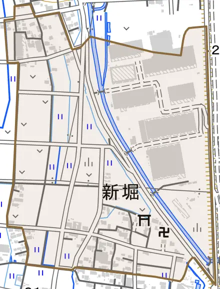 新堀とその周辺の地図。町の範囲を重ねている