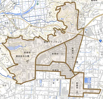 新都田とその周辺の地図。町の範囲を重ねている