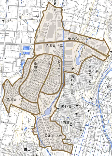 染地台とその周辺の地図。町の範囲を重ねている