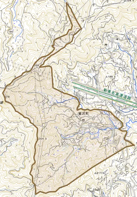 鷲沢町とその周辺の地図。町の範囲を重ねている