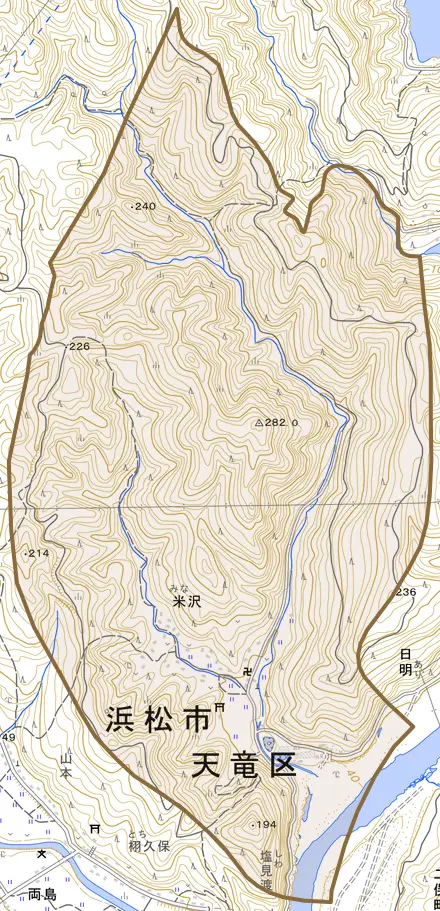 米沢とその周辺の地図。町の範囲を重ねている