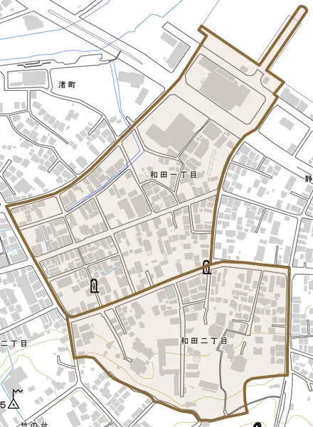和田とその周辺の地図。町の範囲を重ねている