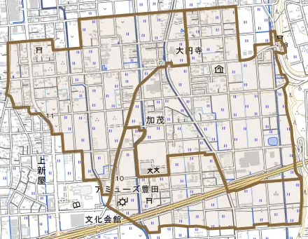 加茂とその周辺の地図。町の範囲を重ねている
