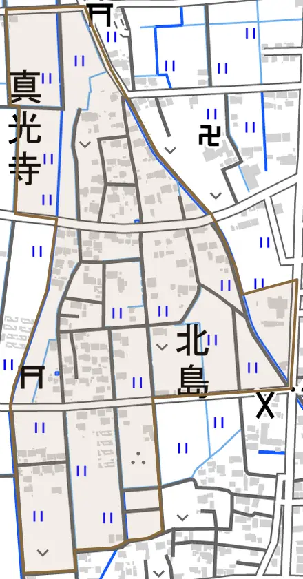 北島とその周辺の地図。町の範囲を重ねている