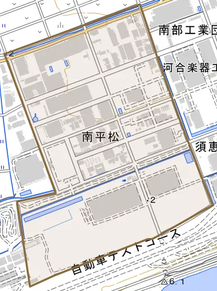 南平松とその周辺の地図。町の範囲を重ねている