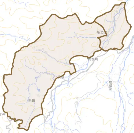 姫之湯とその周辺の地図。町の範囲を重ねている