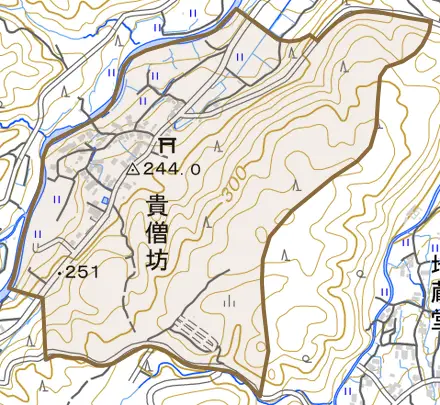 貴僧坊とその周辺の地図。町の範囲を重ねている
