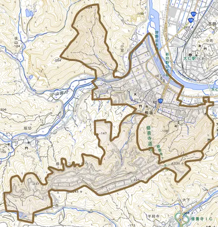 熊坂とその周辺の地図。町の範囲を重ねている