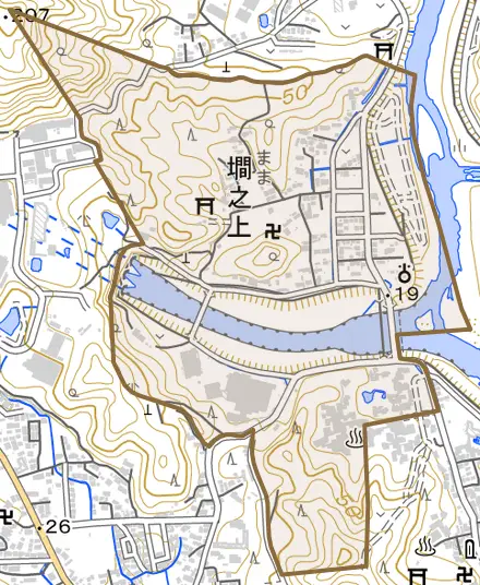 墹之上とその周辺の地図。町の範囲を重ねている