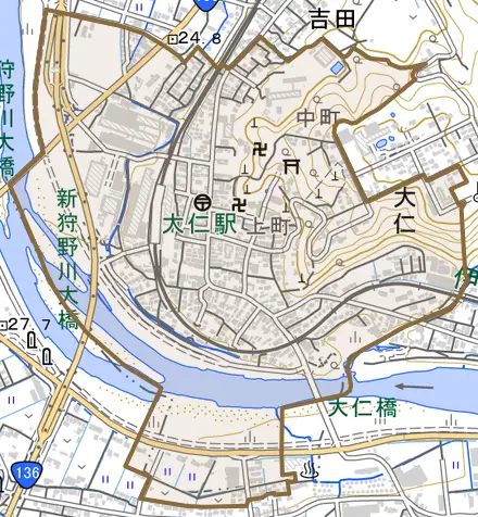 大仁とその周辺の地図。町の範囲を重ねている