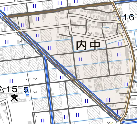 内中とその周辺の地図。町の範囲を重ねている