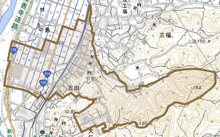 吉田とその周辺の地図。町の範囲を重ねている