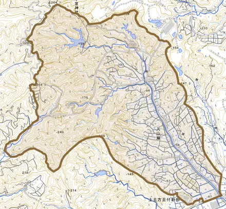 入山瀬とその周辺の地図。町の範囲を重ねている
