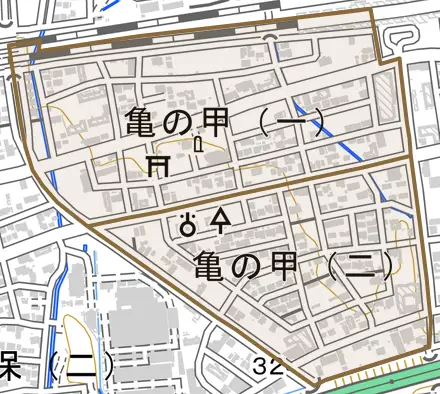 亀の甲とその周辺の地図。町の範囲を重ねている