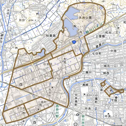 大池とその周辺の地図。町の範囲を重ねている