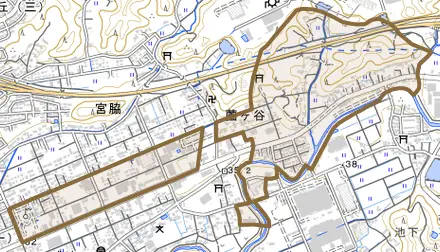 薗ケ谷とその周辺の地図。町の範囲を重ねている