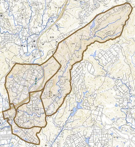 八坂とその周辺の地図。町の範囲を重ねている
