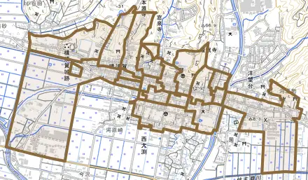 横須賀とその周辺の地図。町の範囲を重ねている