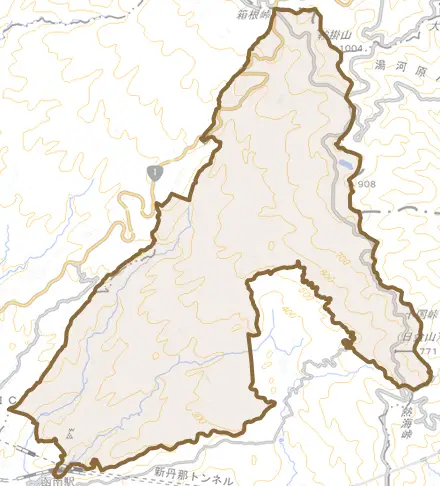 桑原とその周辺の地図。町の範囲を重ねている