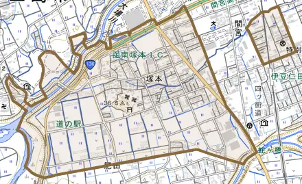 塚本とその周辺の地図。町の範囲を重ねている