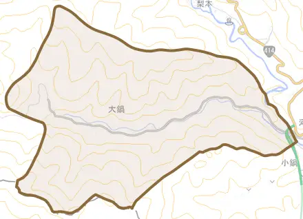 大鍋とその周辺の地図。町の範囲を重ねている