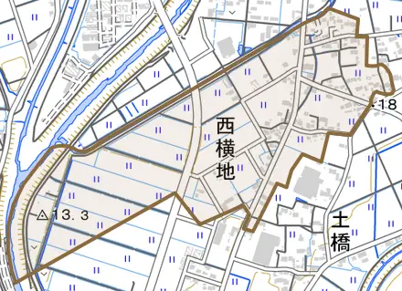 西横地とその周辺の地図。町の範囲を重ねている
