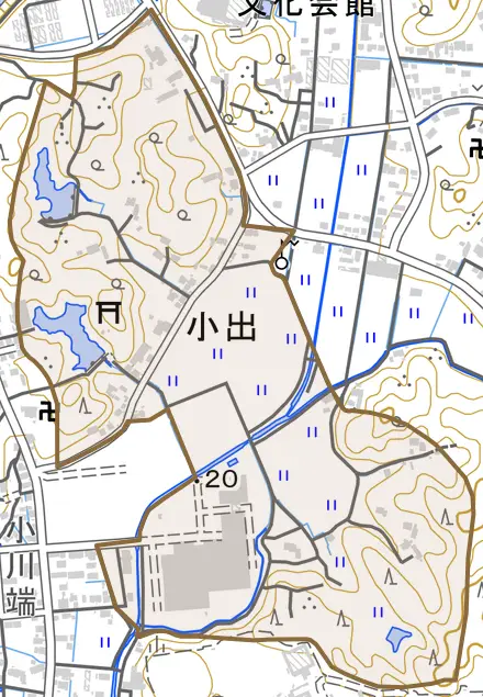 小出とその周辺の地図。町の範囲を重ねている