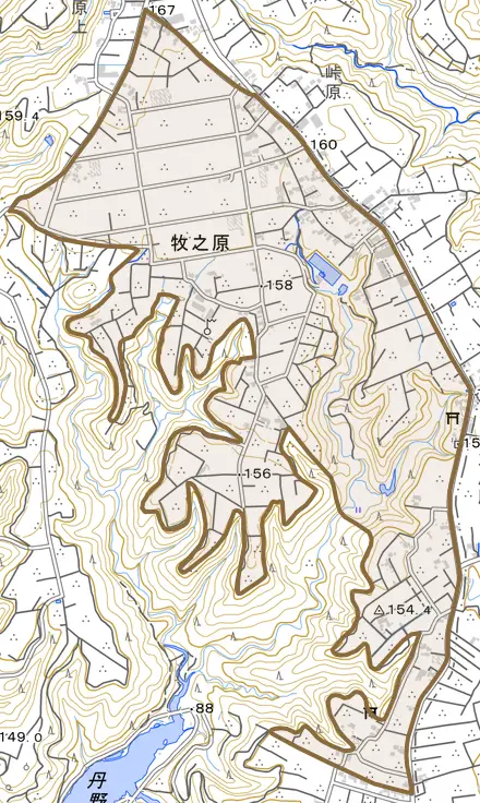 棚草とその周辺の地図。町の範囲を重ねている