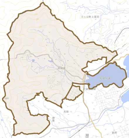 大知波とその周辺の地図。町の範囲を重ねている