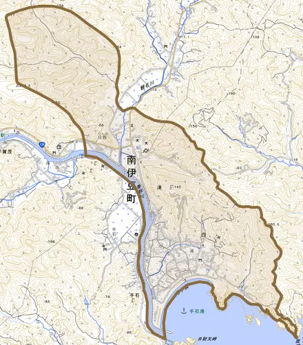 湊とその周辺の地図。町の範囲を重ねている