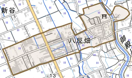 八反畑とその周辺の地図。町の範囲を重ねている