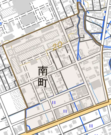 南町とその周辺の地図。町の範囲を重ねている