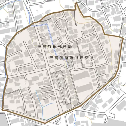 谷田（東富士見）とその周辺の地図。町の範囲を重ねている