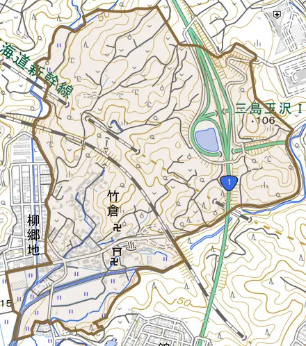 竹倉とその周辺の地図。町の範囲を重ねている