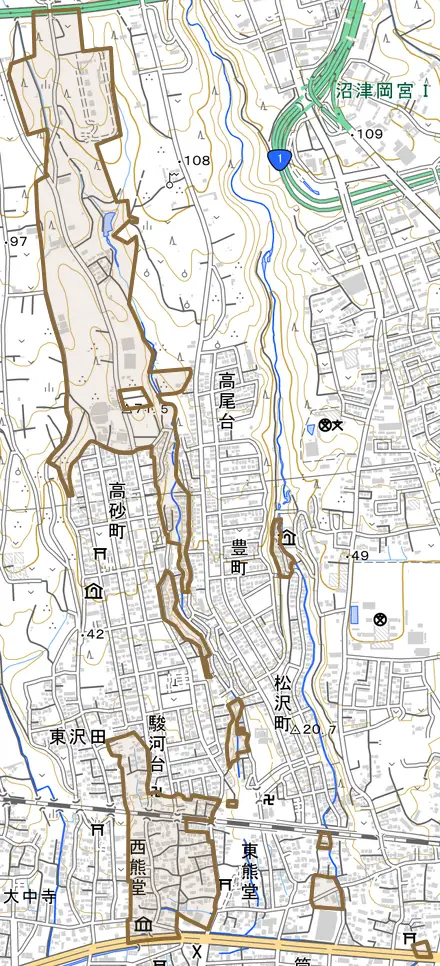 西熊堂とその周辺の地図。町の範囲を重ねている