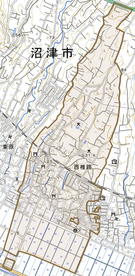 西椎路とその周辺の地図。町の範囲を重ねている