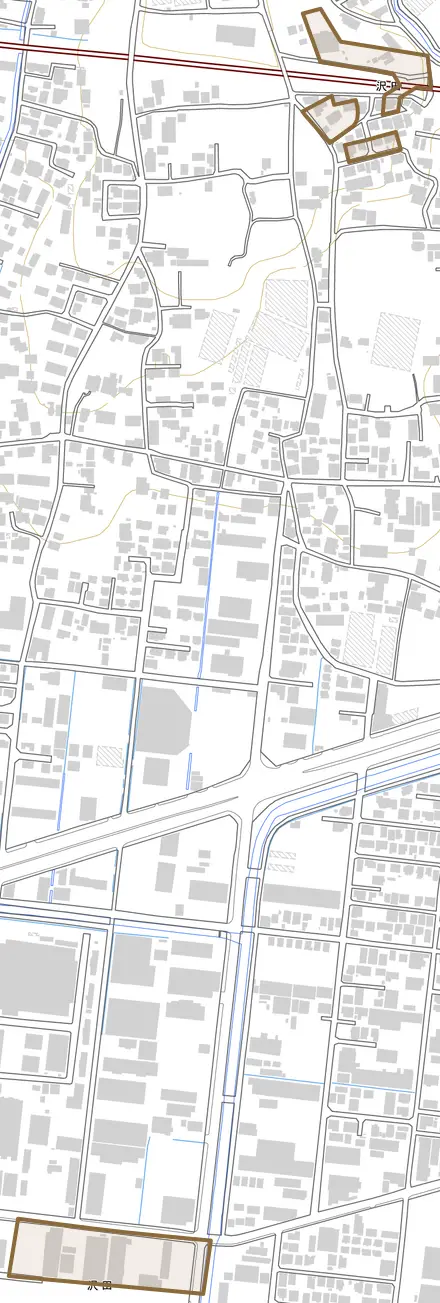 沢田とその周辺の地図。町の範囲を重ねている