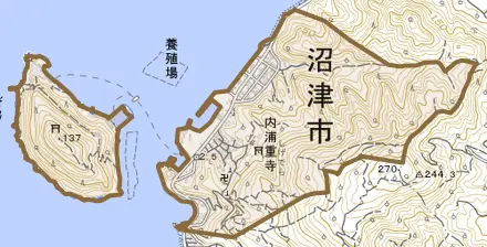 内浦重寺とその周辺の地図。町の範囲を重ねている