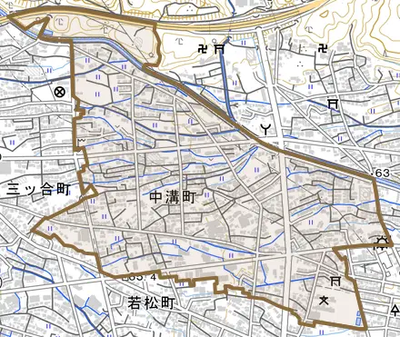 中溝町とその周辺の地図。町の範囲を重ねている