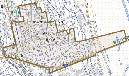 島とその周辺の地図。町の範囲を重ねている