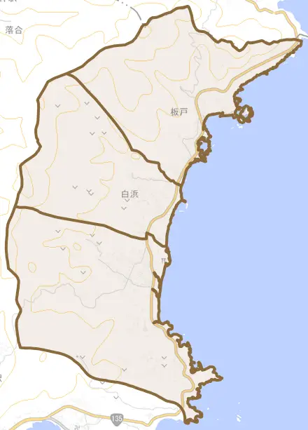 白浜とその周辺の地図。町の範囲を重ねている