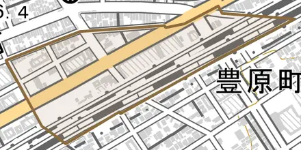 東町とその周辺の地図。町の範囲を重ねている