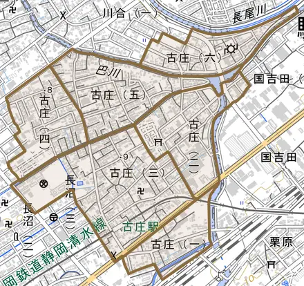 古庄とその周辺の地図。町の範囲を重ねている