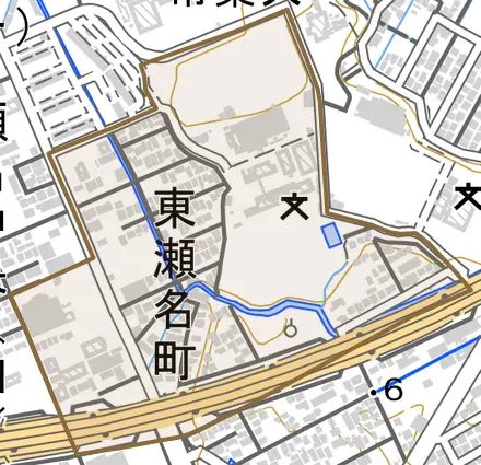 東瀬名町とその周辺の地図。町の範囲を重ねている