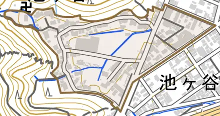 池ヶ谷とその周辺の地図。町の範囲を重ねている