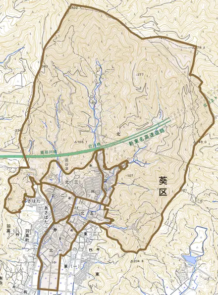 北とその周辺の地図。町の範囲を重ねている