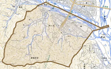 牧ヶ谷とその周辺の地図。町の範囲を重ねている