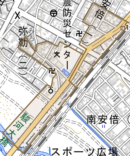 南安倍とその周辺の地図。町の範囲を重ねている