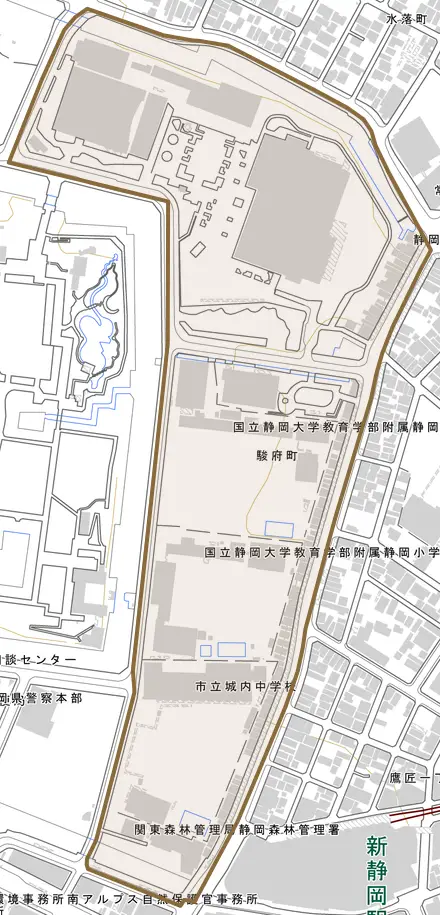 駿府町とその周辺の地図。町の範囲を重ねている