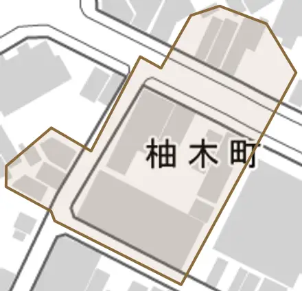 柚木町とその周辺の地図。町の範囲を重ねている